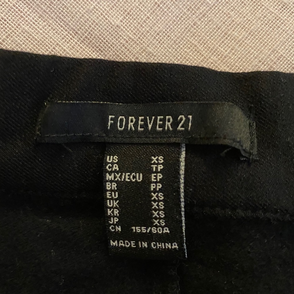 Pants - Picture 6 of 6